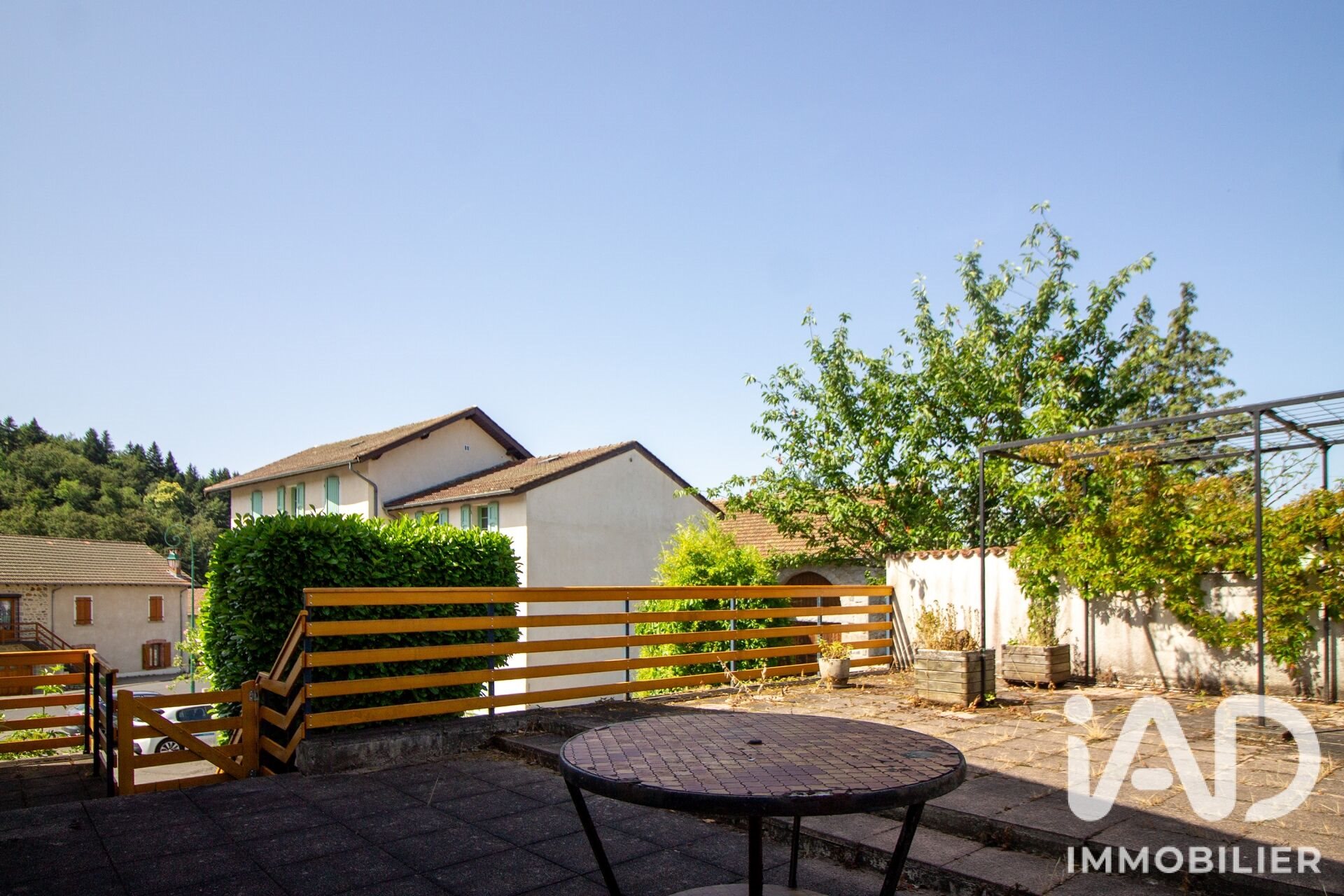 Maison à vendre, 115m², Vertolaye