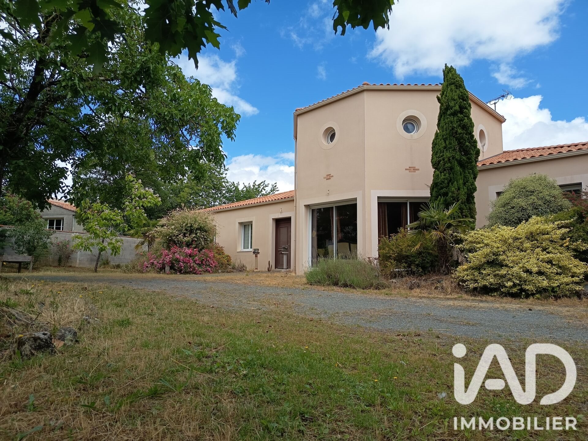 Maison à vendre, 254m², Essarts en Bocage