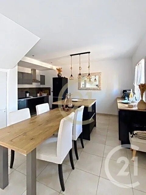 Maison à louer, 95m², Remoulins