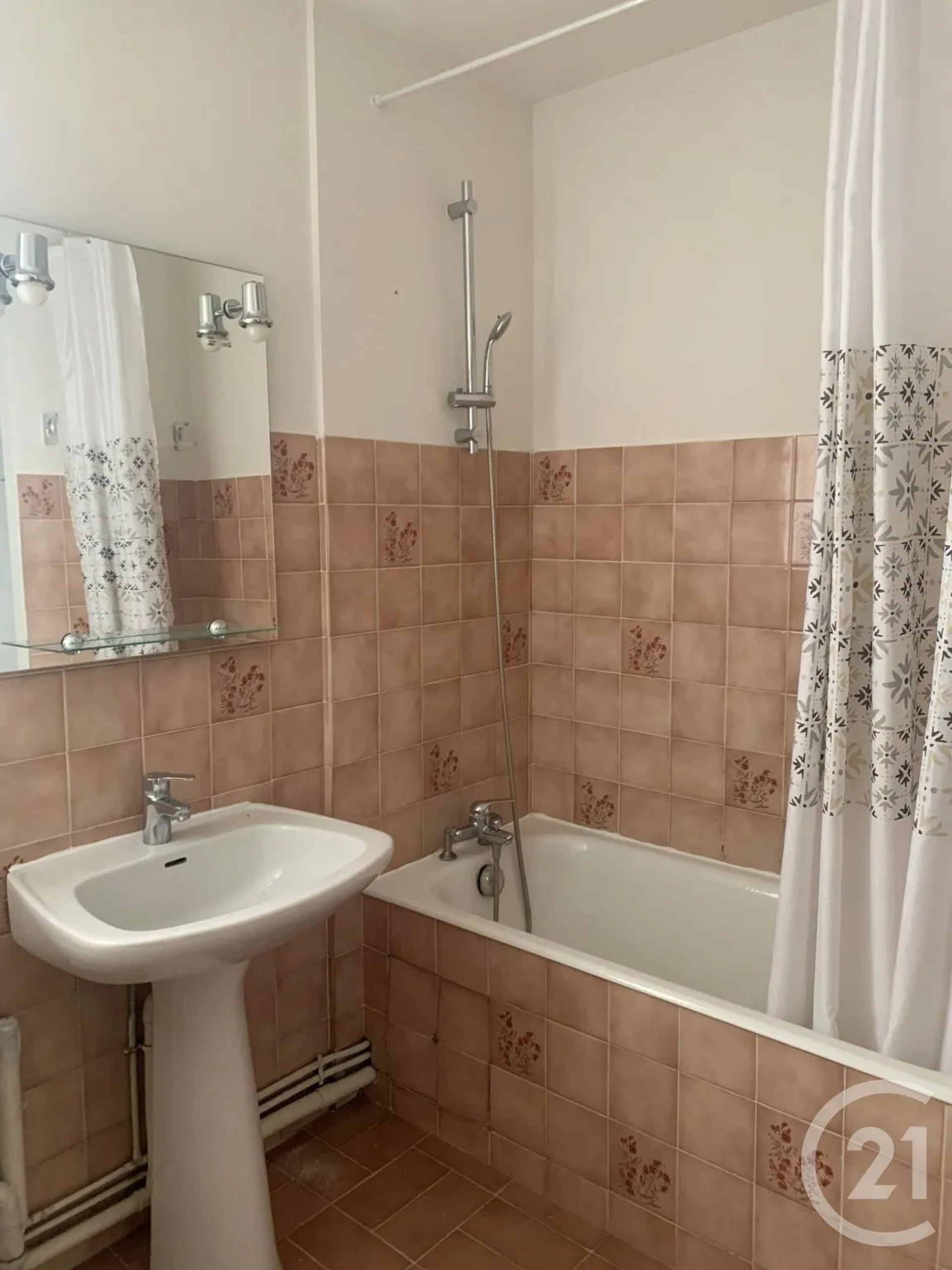 Appartement à louer, 32m², Villeneuve-lès-Avignon