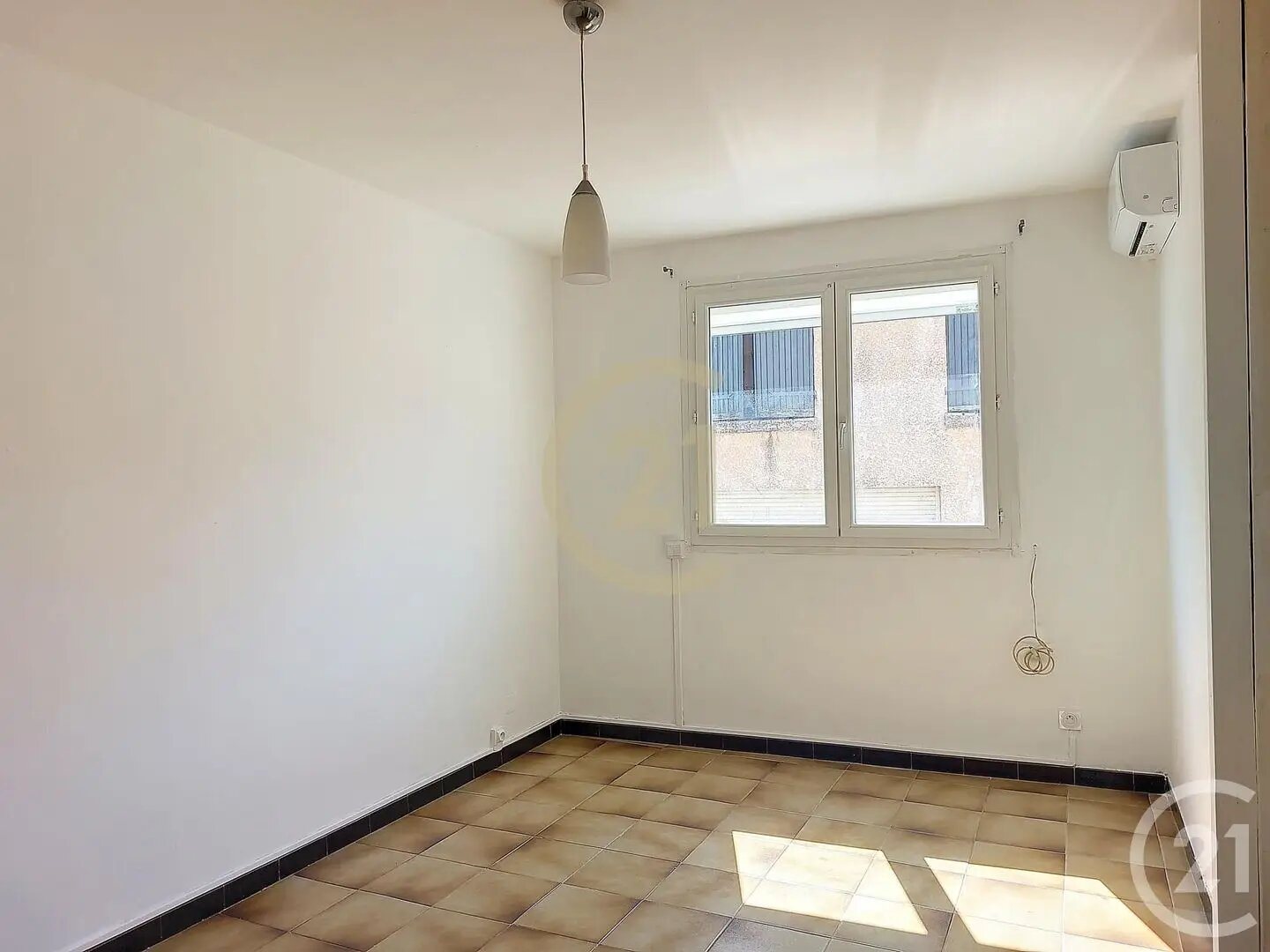 Appartement à louer, 43m², Lédenon