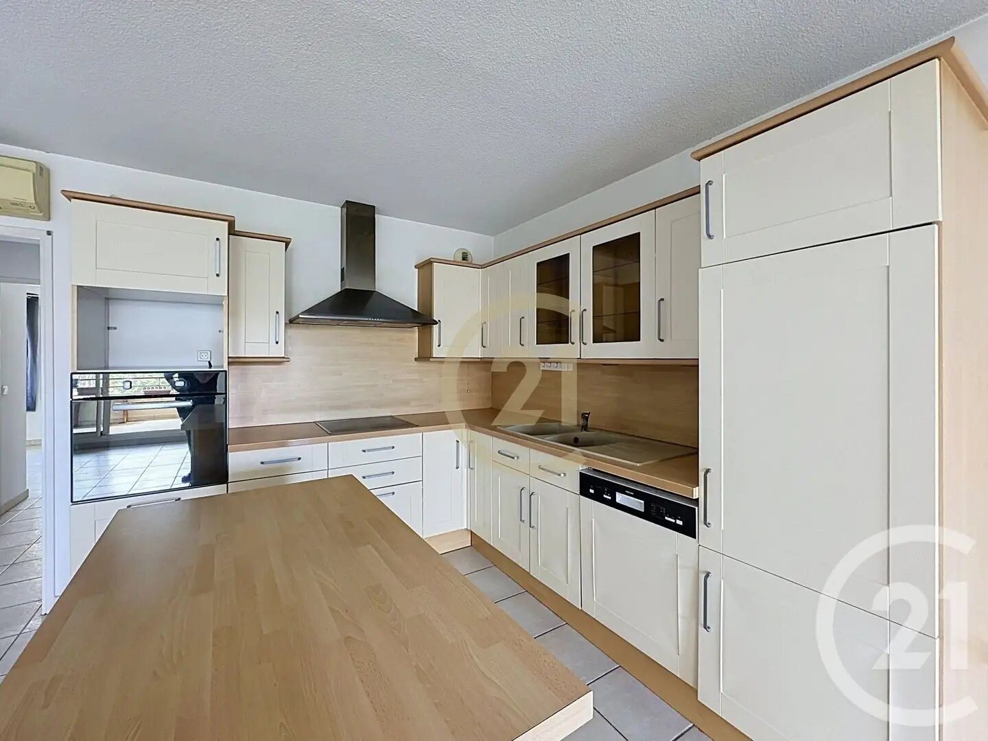 Appartement à vendre, 70m², Uzès