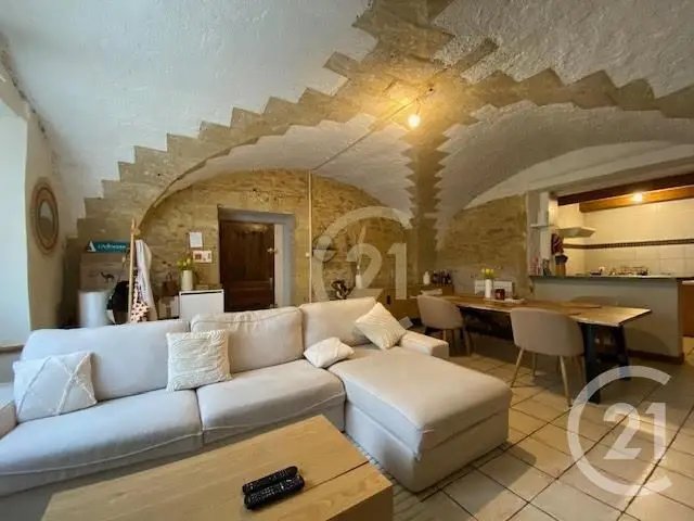 Appartement à louer, 64m², Remoulins
