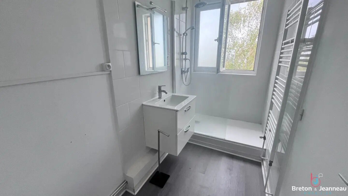 Appartement à vendre, 38m², Laval