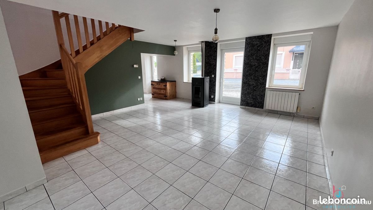 Maison à vendre, 120m², Saint-Ouën-des-Toits