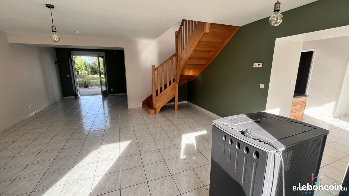 Maison à vendre, 120m², Saint-Ouën-des-Toits