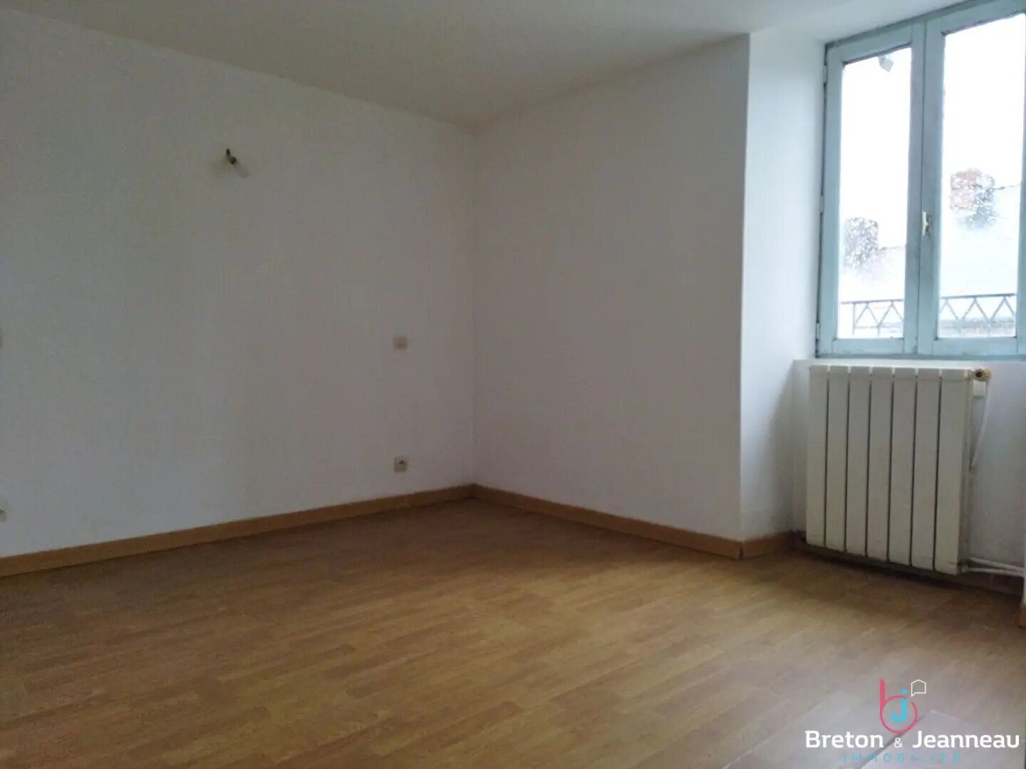 Maison à vendre, 62m², Montreuil-Poulay
