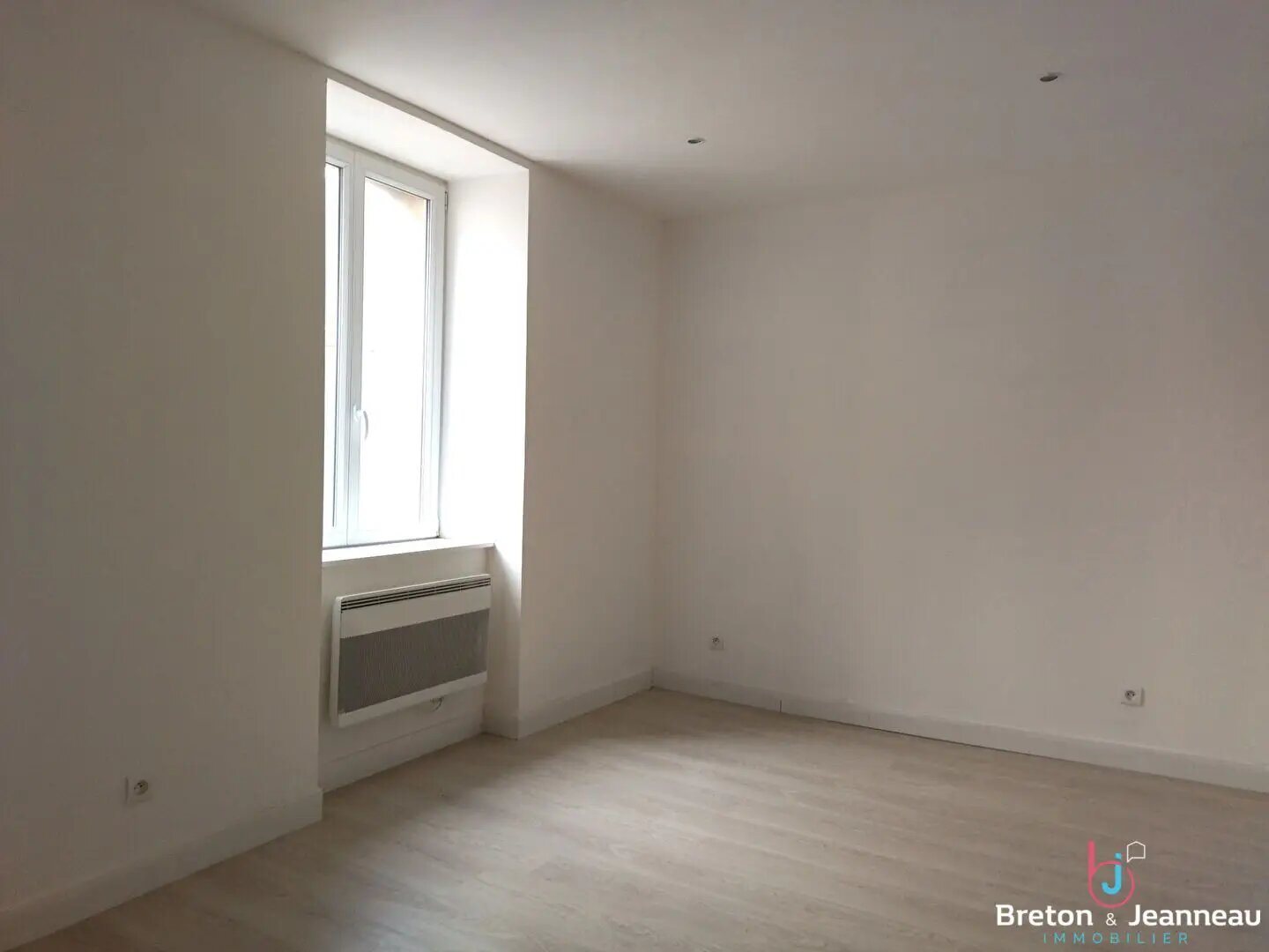 Maison à louer, 65m², Champgenéteux