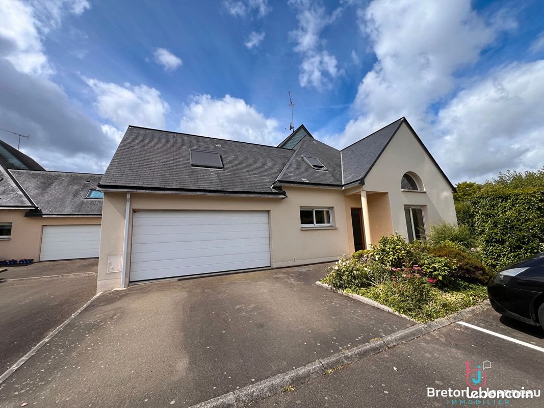 Maison à vendre, 156m², Laval