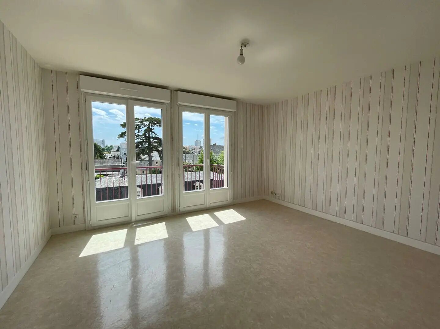 Appartement à louer, 65m², Laval
