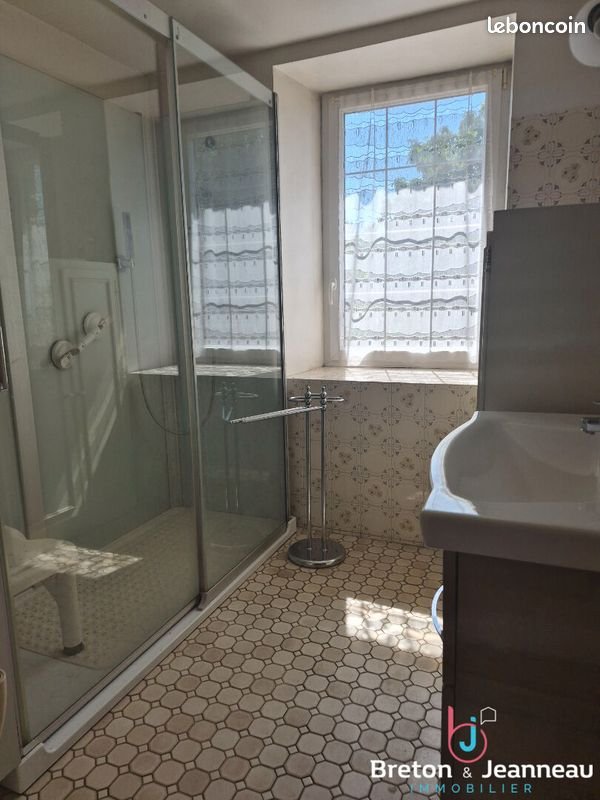 Maison à vendre, 87m², Montreuil-Poulay