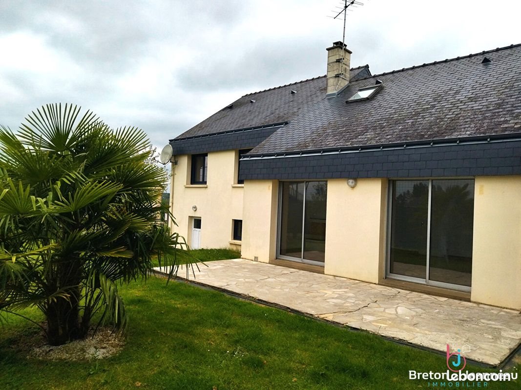 Maison à louer, 115m², Ernée