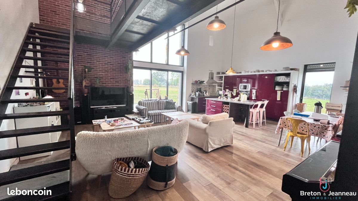 Maison à vendre, 286m², Saint-Berthevin