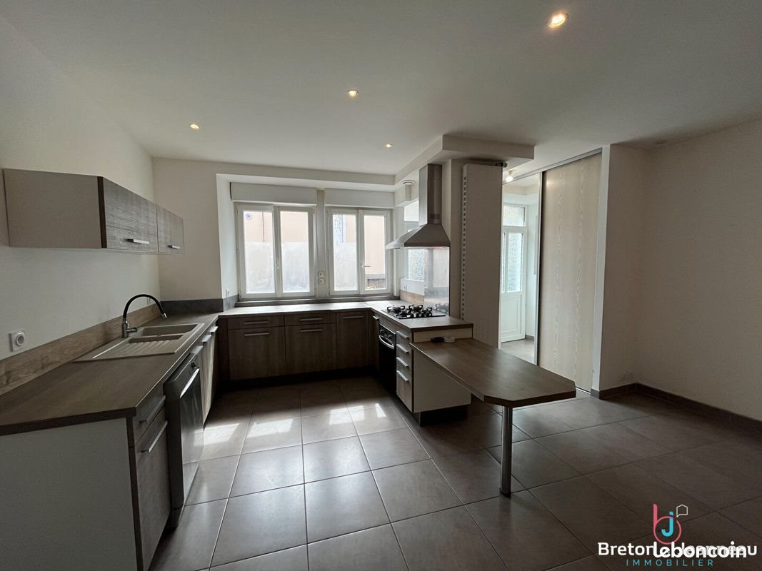 Maison à louer, 82m², Laval