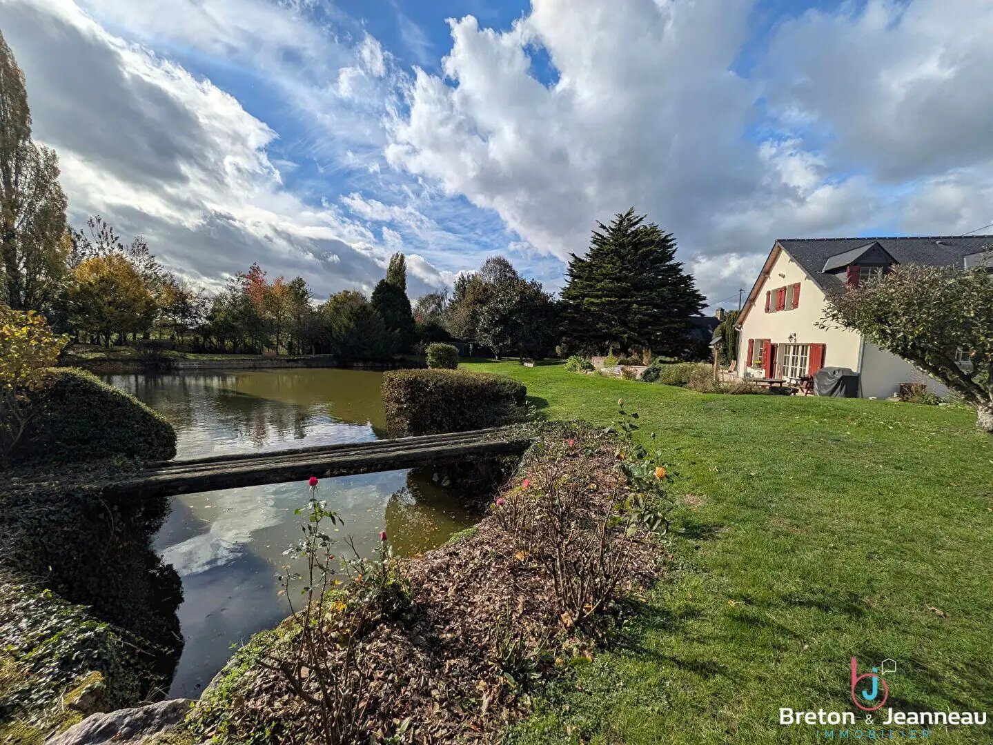 Maison à vendre, 228m², Sainte-Gemmes-le-Robert