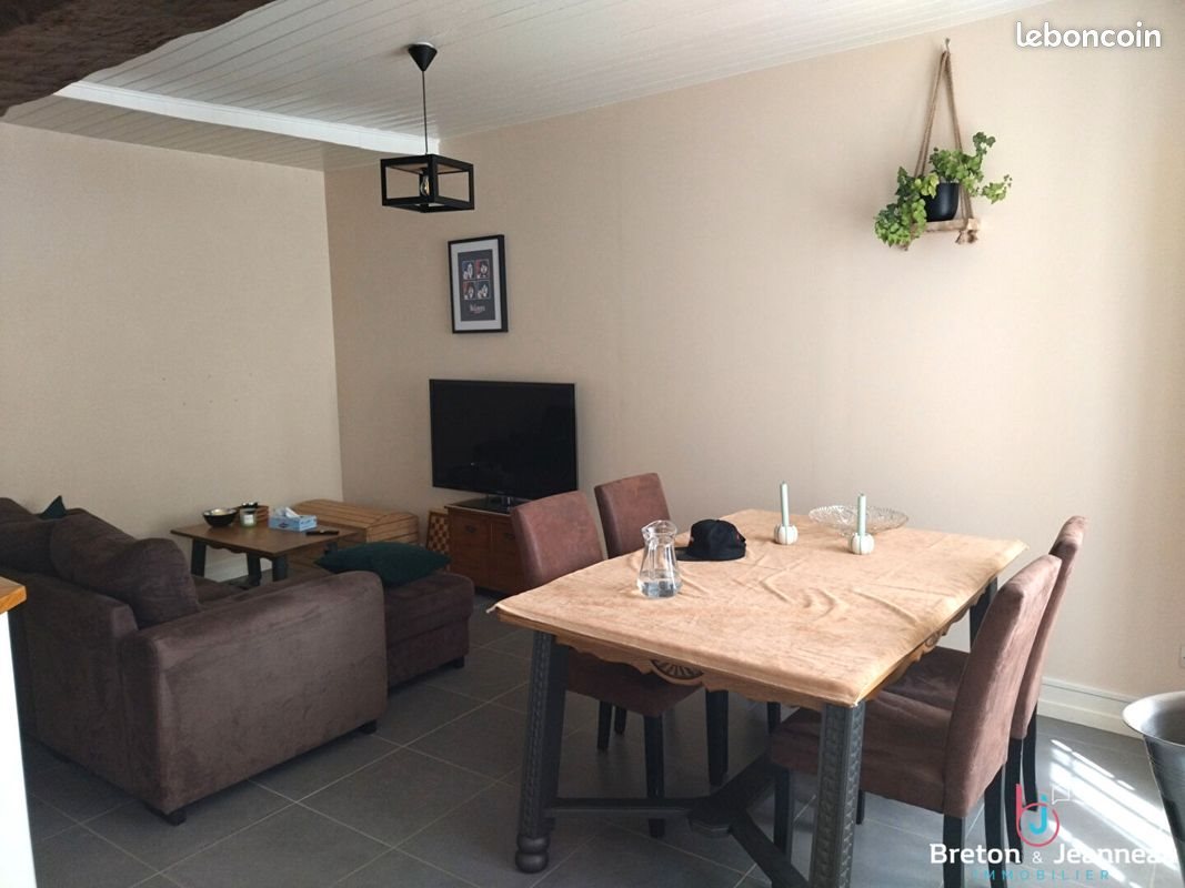 Maison à louer, 51m², Chantrigné