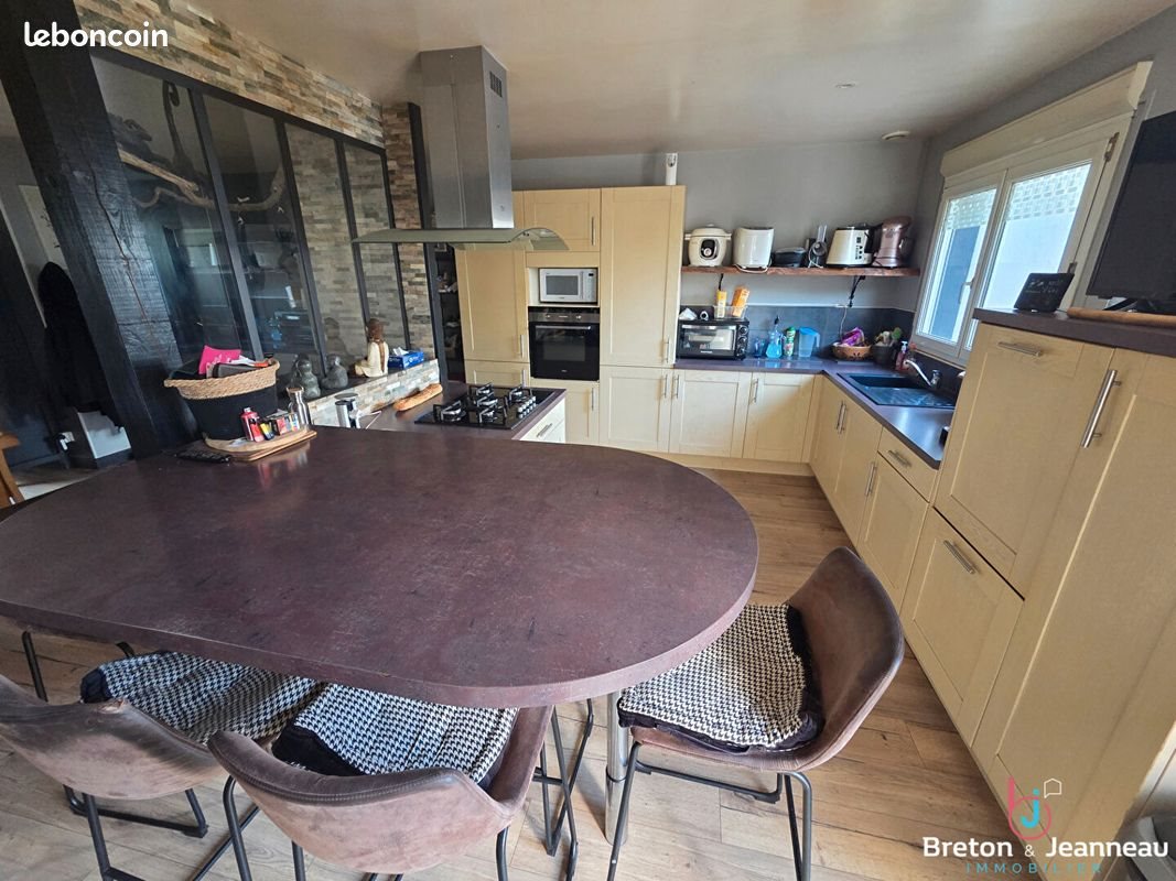 Maison à vendre, 117m², Evron