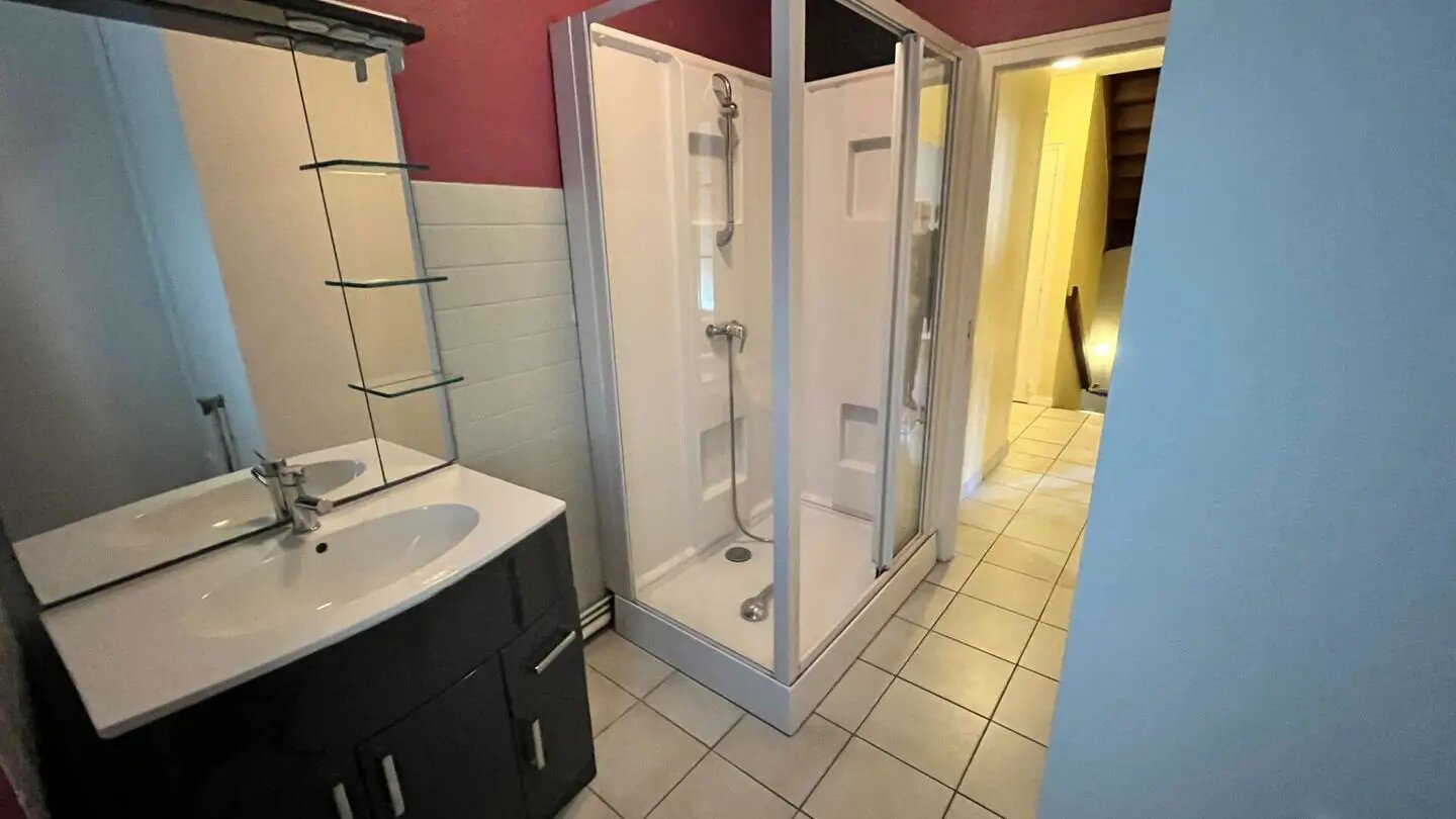 Maison à vendre, 82m², Laval