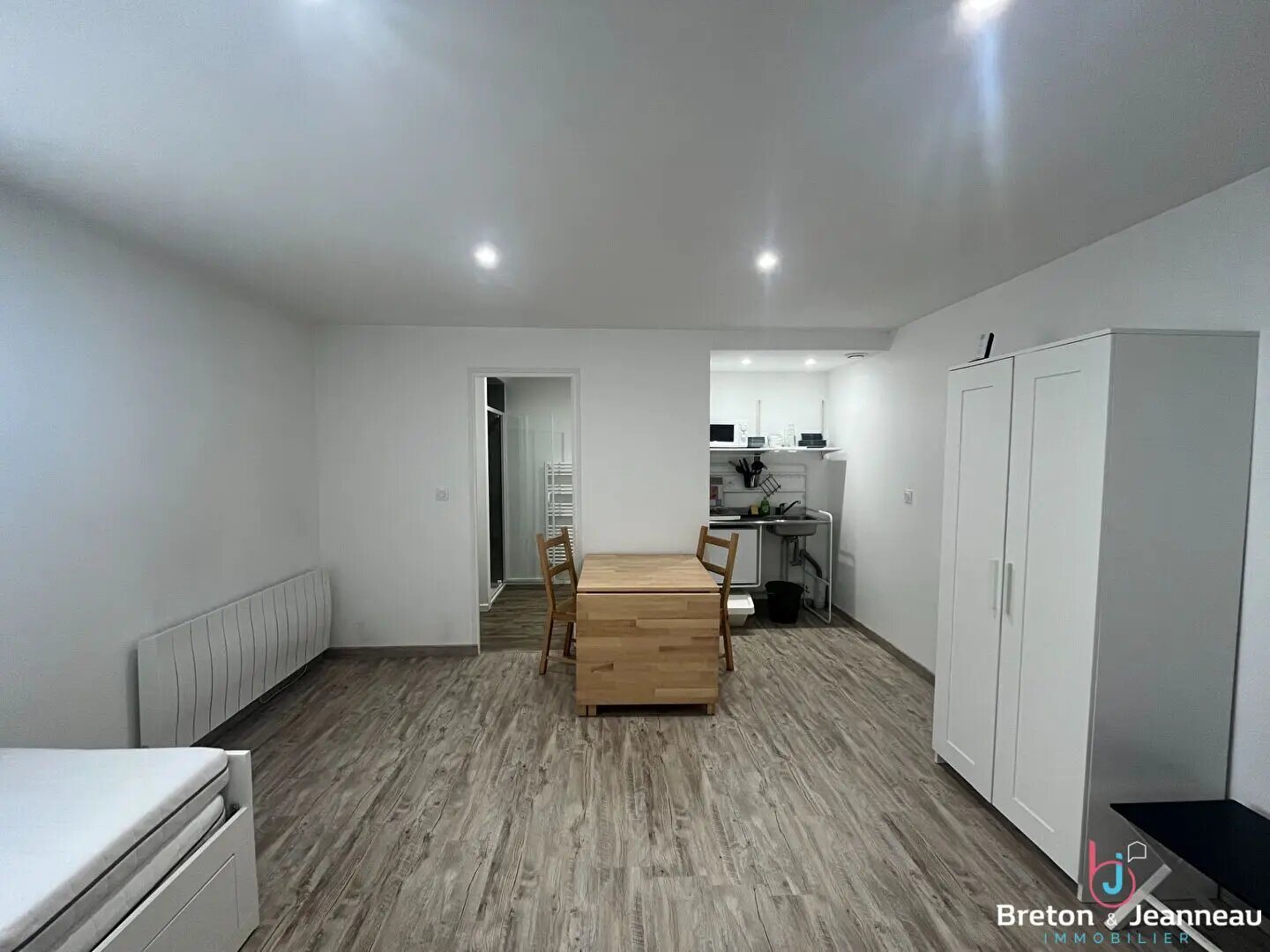 Appartement à louer, 24m², Laval