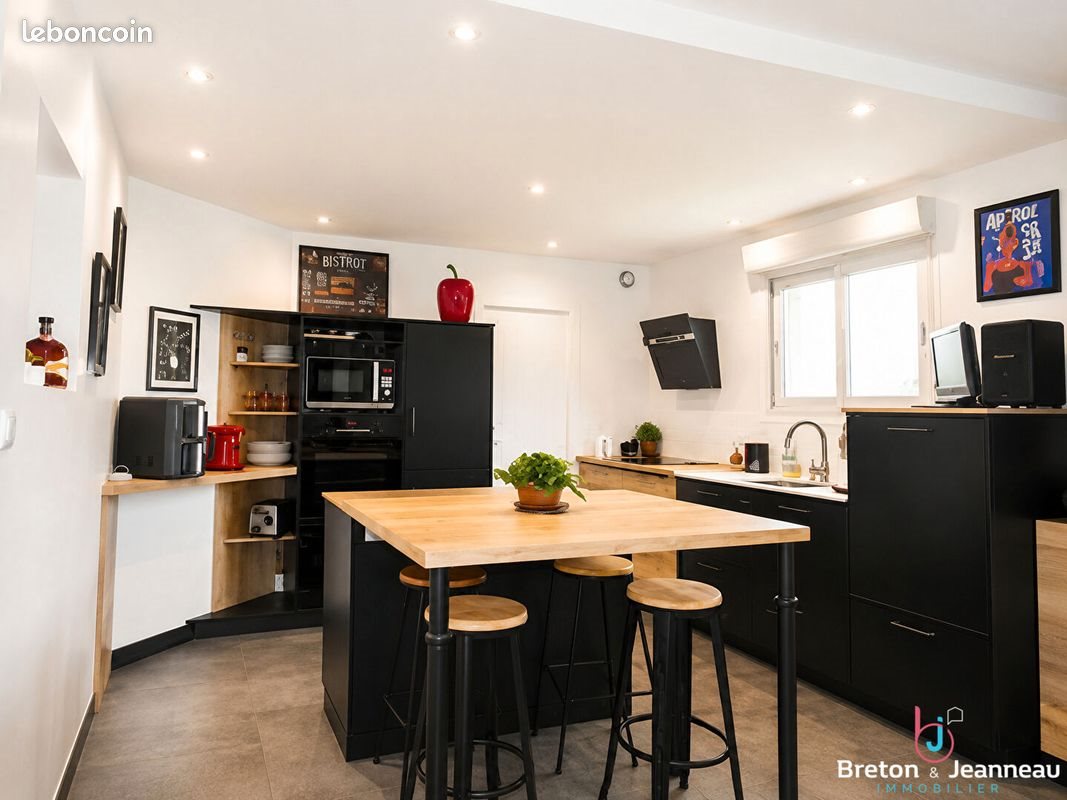 Maison à vendre, 117m², Le Genest-Saint-Isle
