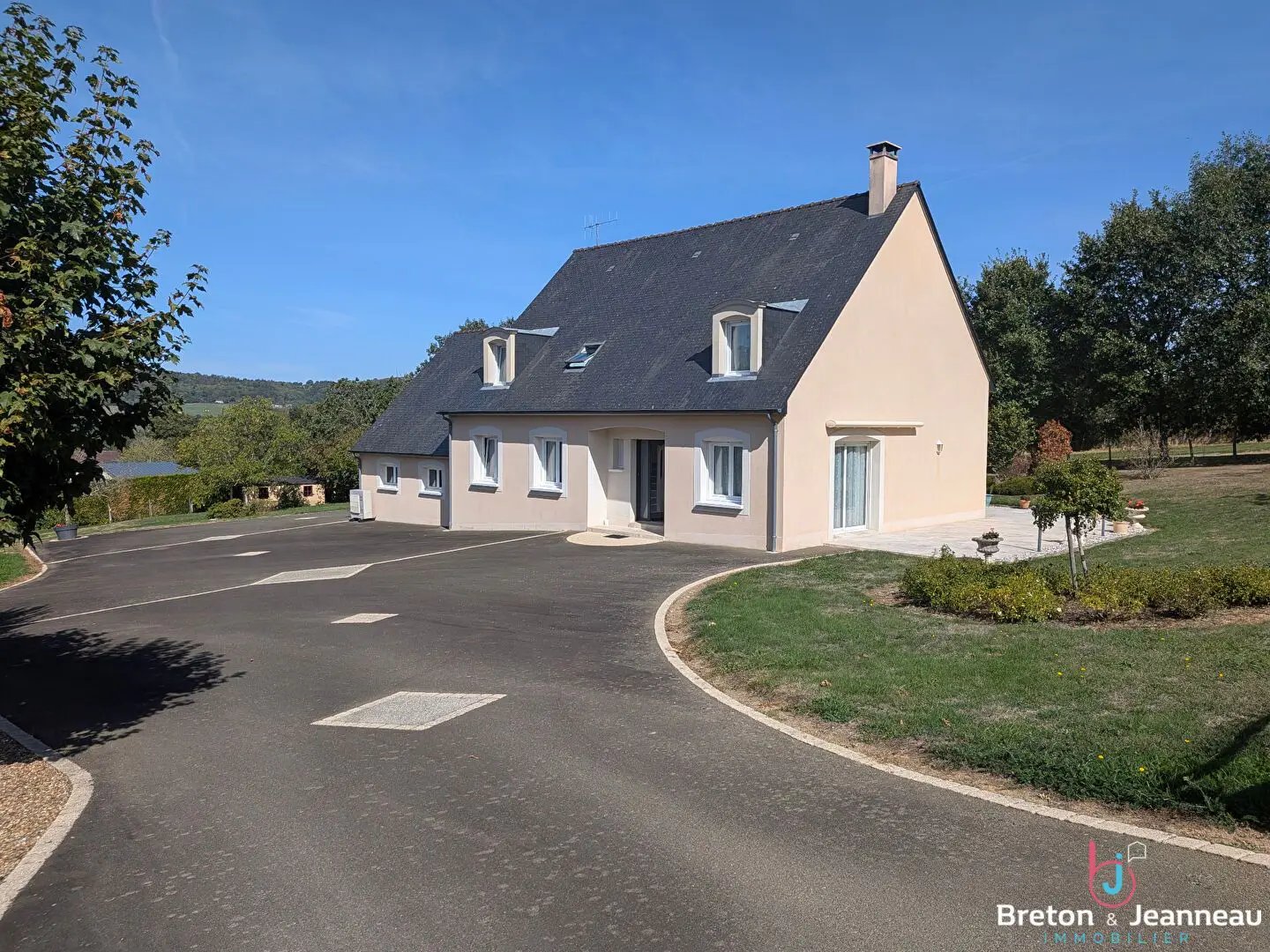 Maison à vendre, 190m², Saint-Georges-sur-Erve
