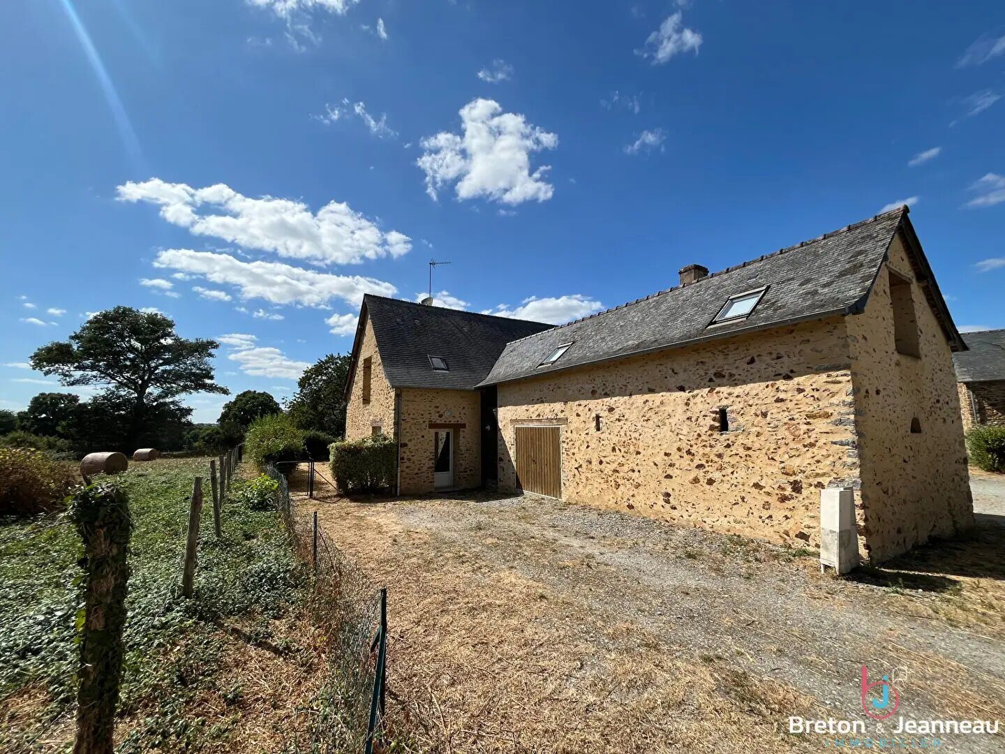 Maison à louer, 92m², Parné-sur-Roc