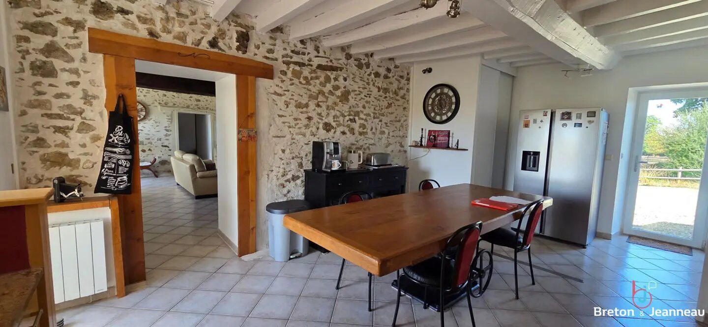 Maison à vendre, 188m², Soulgé-sur-Ouette