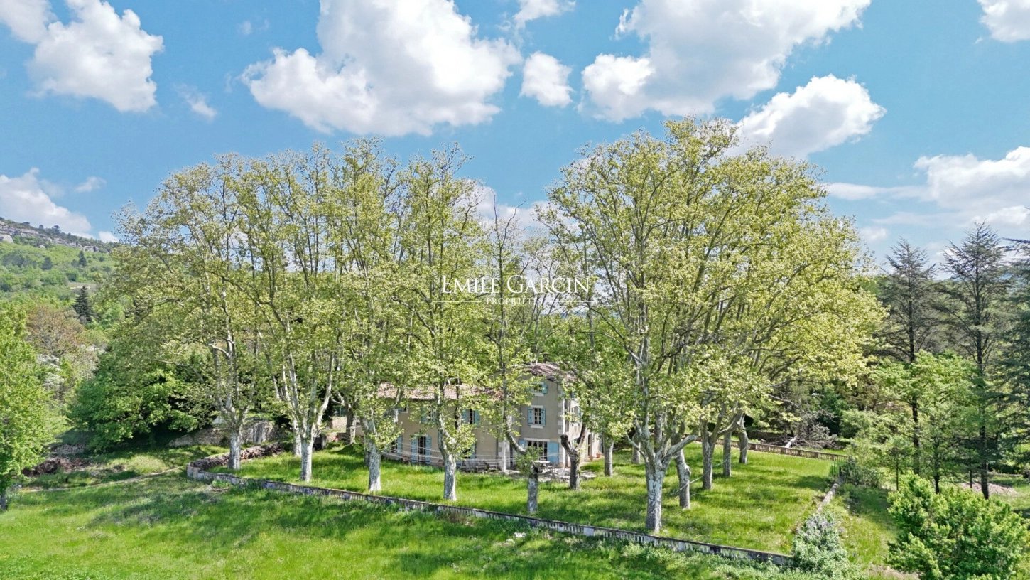 Maison à vendre, 400m², Saint-Martin-de-Castillon