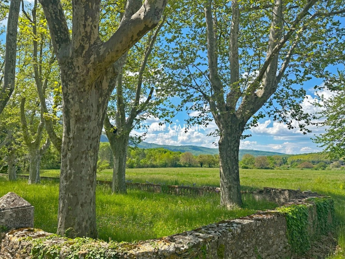 Maison à vendre, 400m², Saint-Martin-de-Castillon