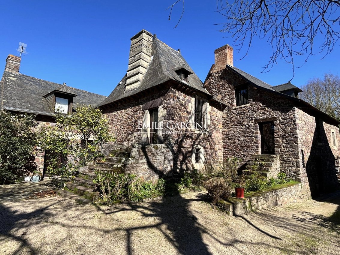 Maison à vendre, 350m², Montfort-sur-Meu