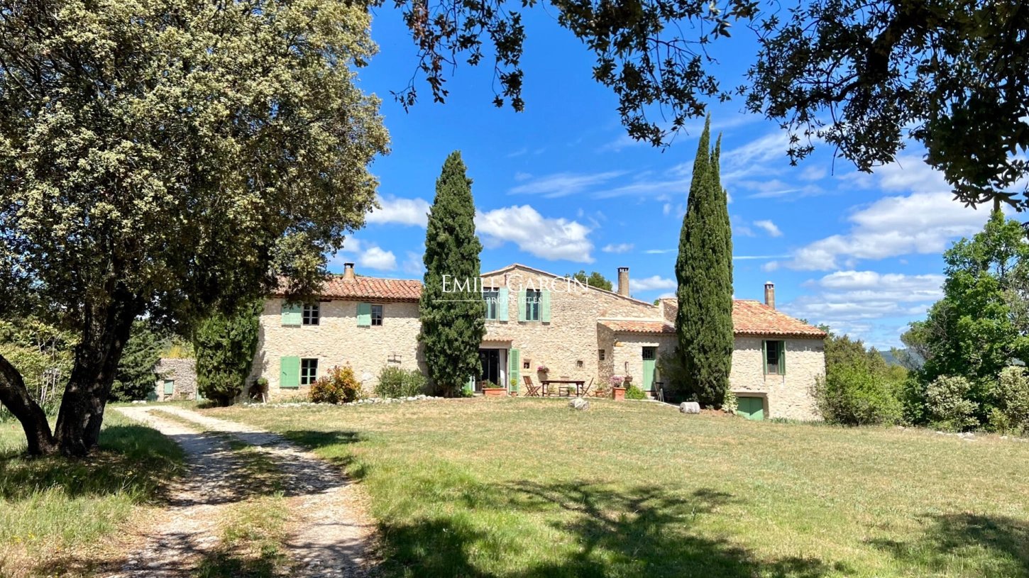 Maison à vendre, 230m², La Bastide-des-Jourdans