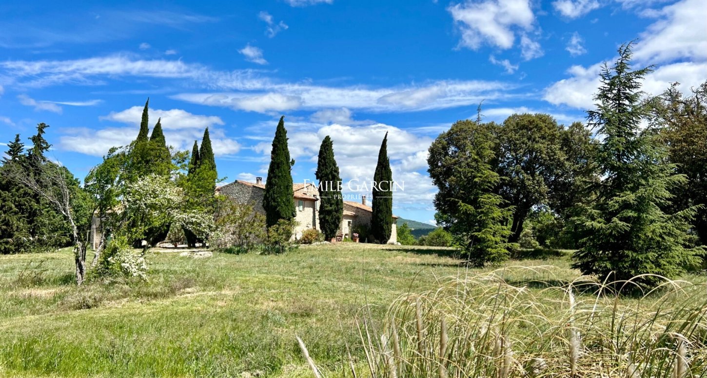 Maison à vendre, 230m², La Bastide-des-Jourdans