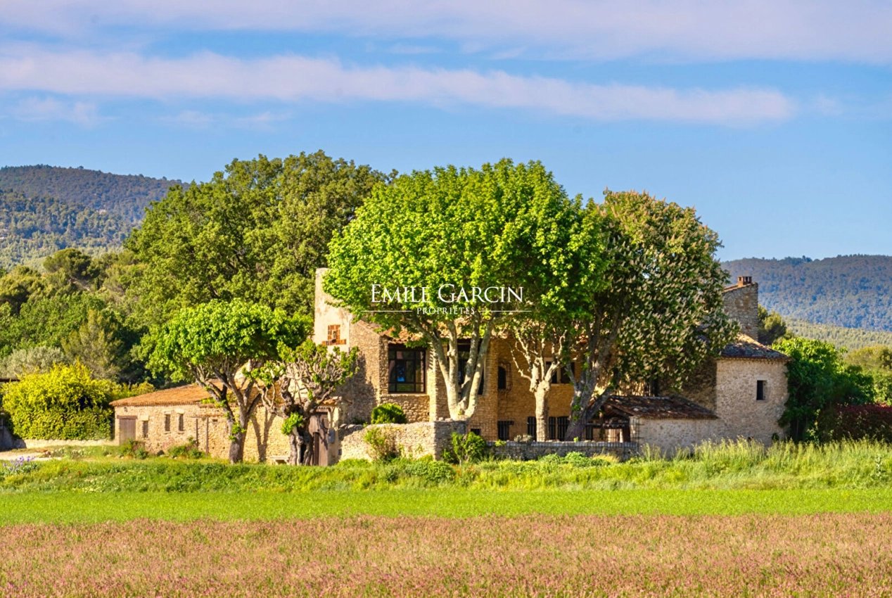 Maison à vendre, 460m², La Tour-d'Aigues