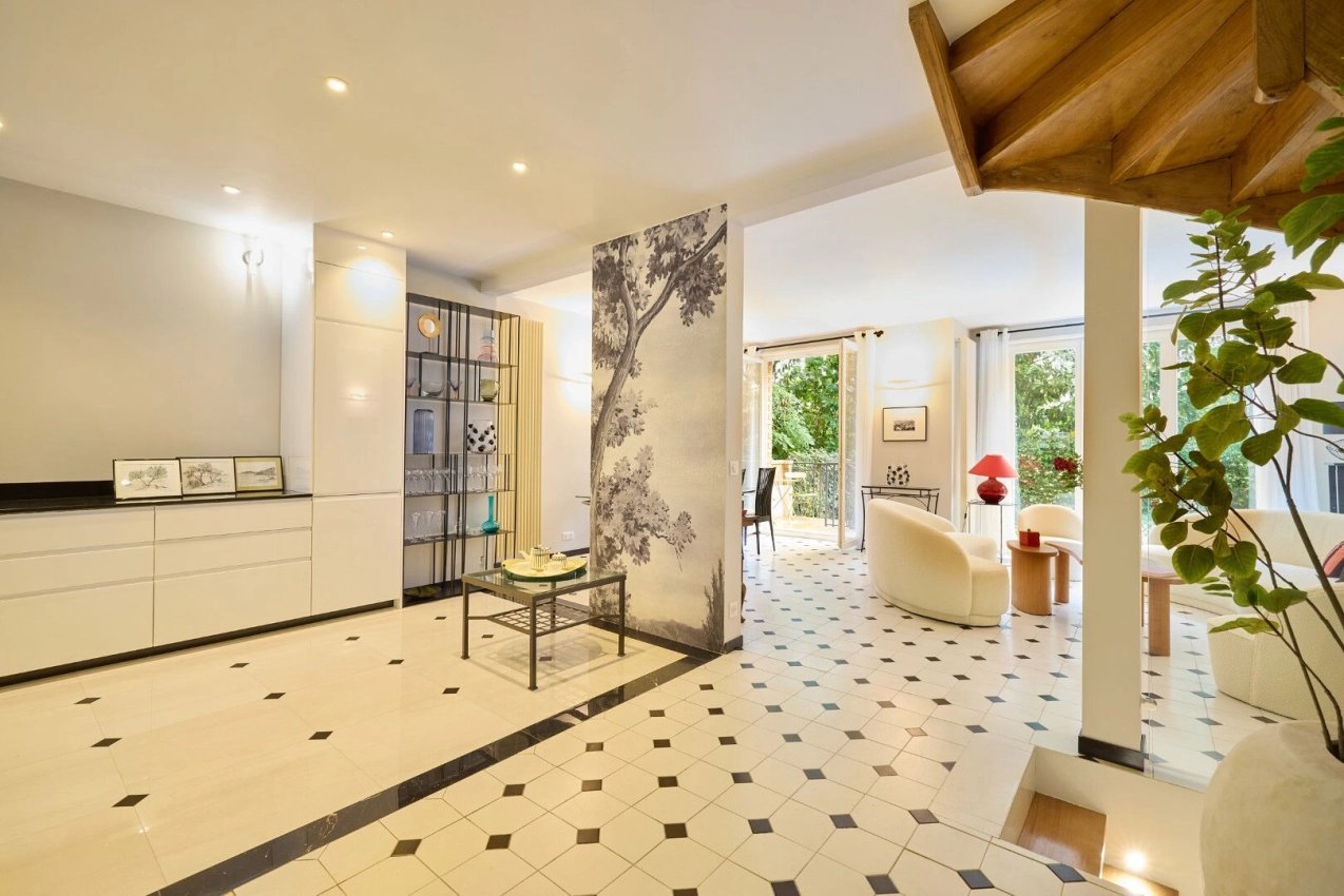 Maison à louer, 250m², Paris 16ème