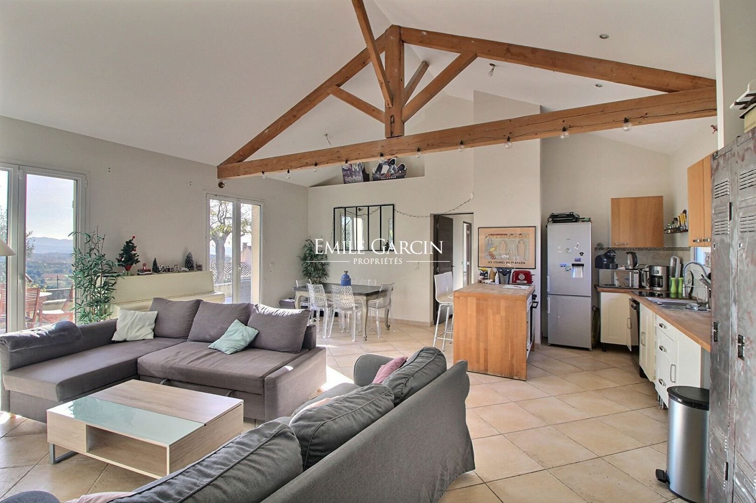 Maison à vendre, 157m², Éguilles