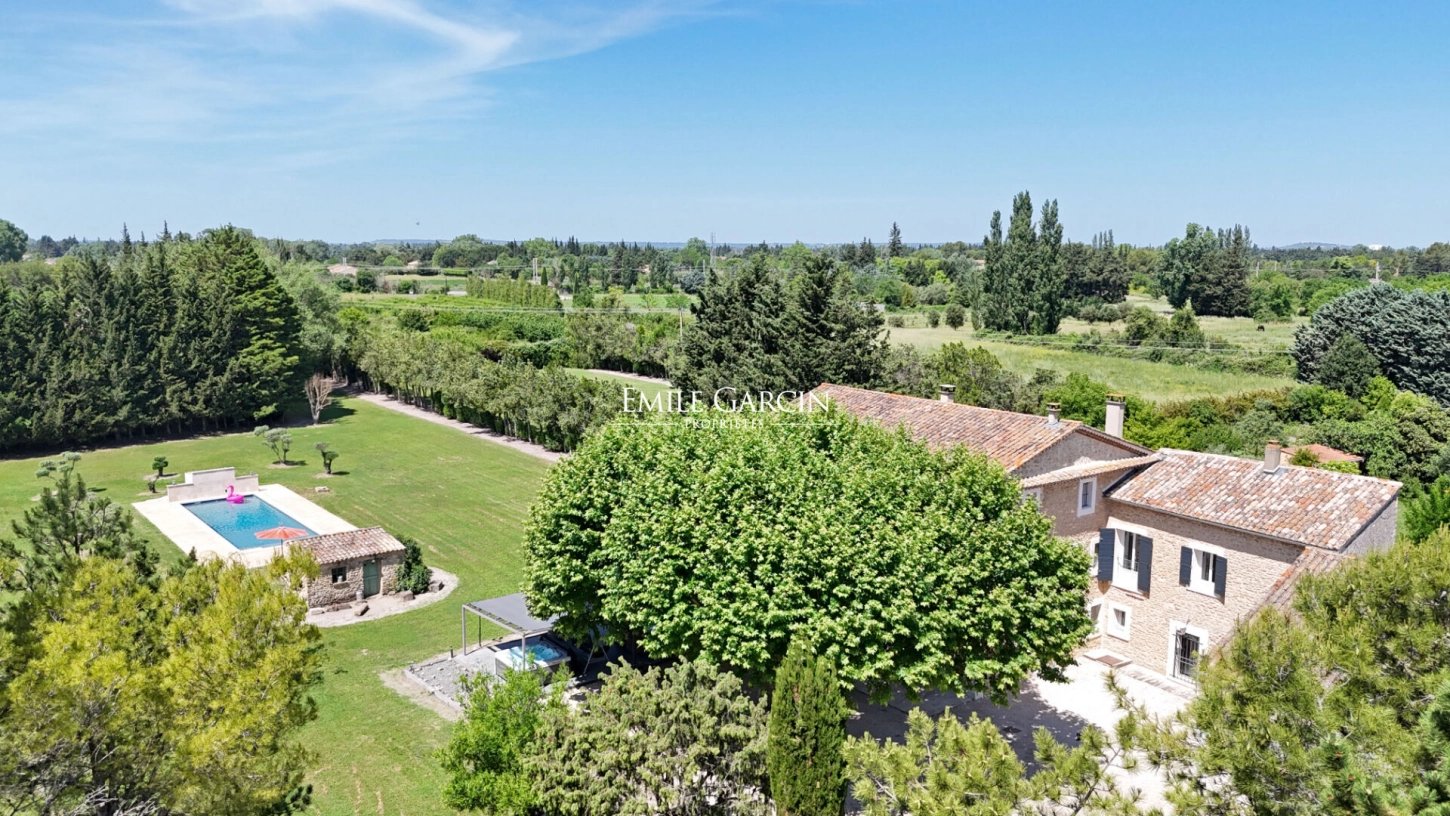 Maison à vendre, 377m², L'Isle-sur-la-Sorgue