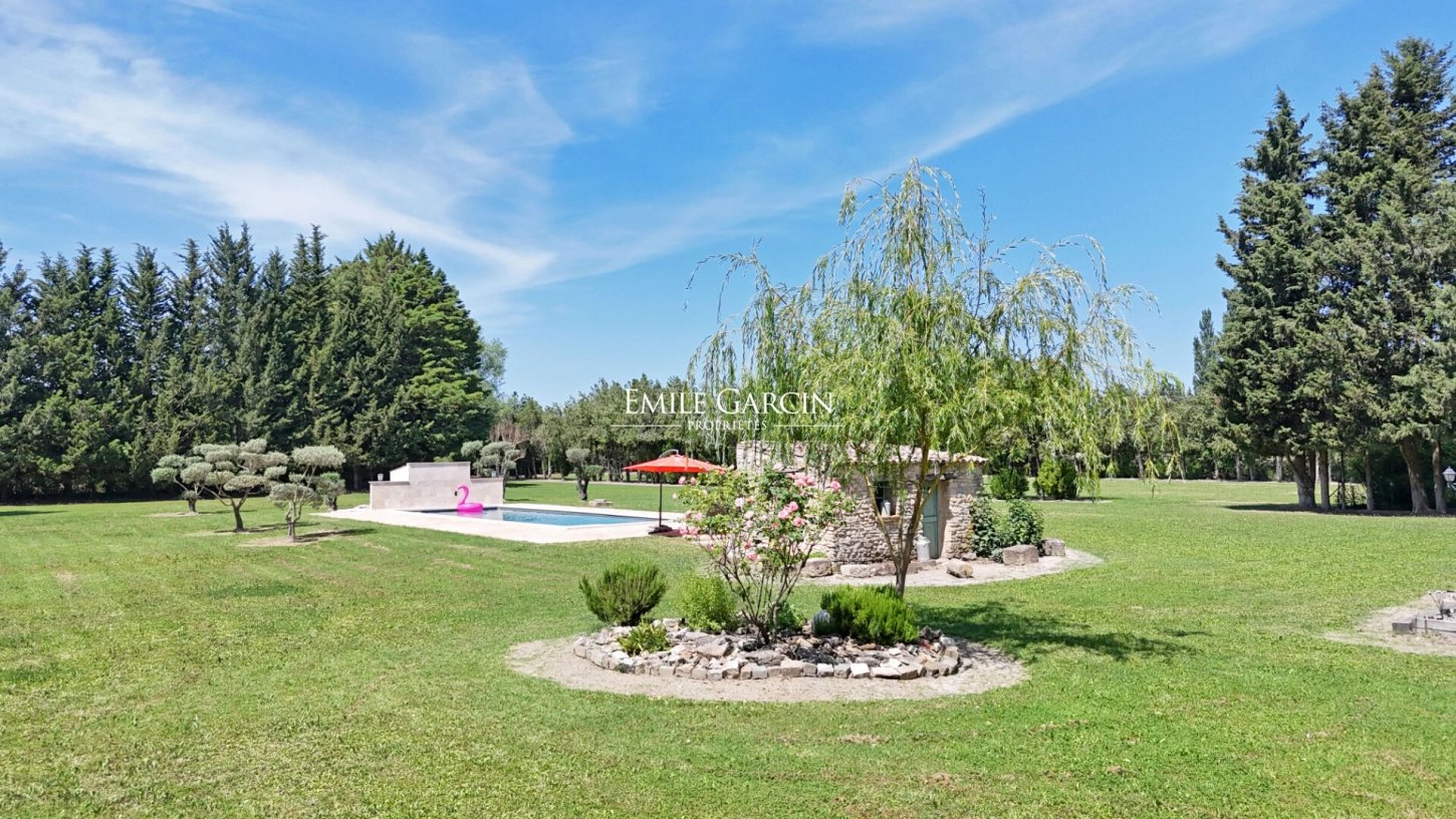 Maison à vendre, 377m², L'Isle-sur-la-Sorgue