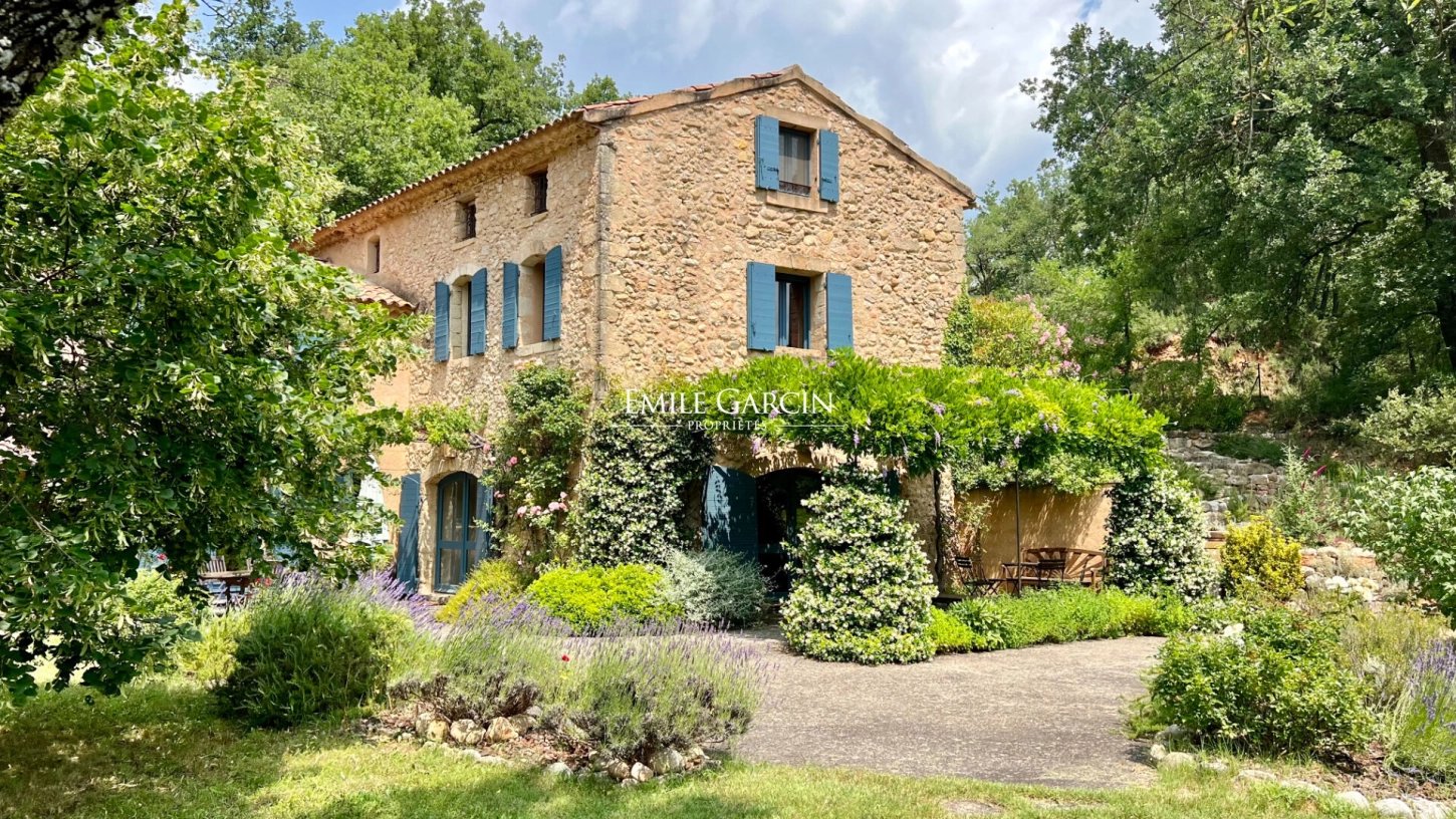 Maison à vendre, 250m², La Tour-d'Aigues