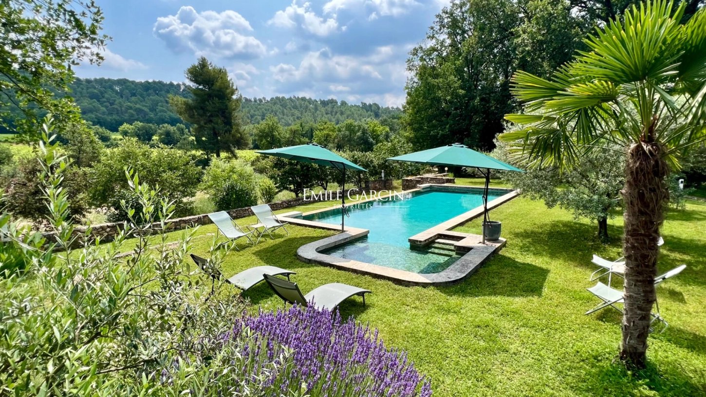 Maison à vendre, 250m², La Tour-d'Aigues
