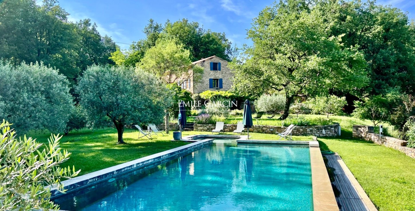 Maison à vendre, 250m², La Tour-d'Aigues