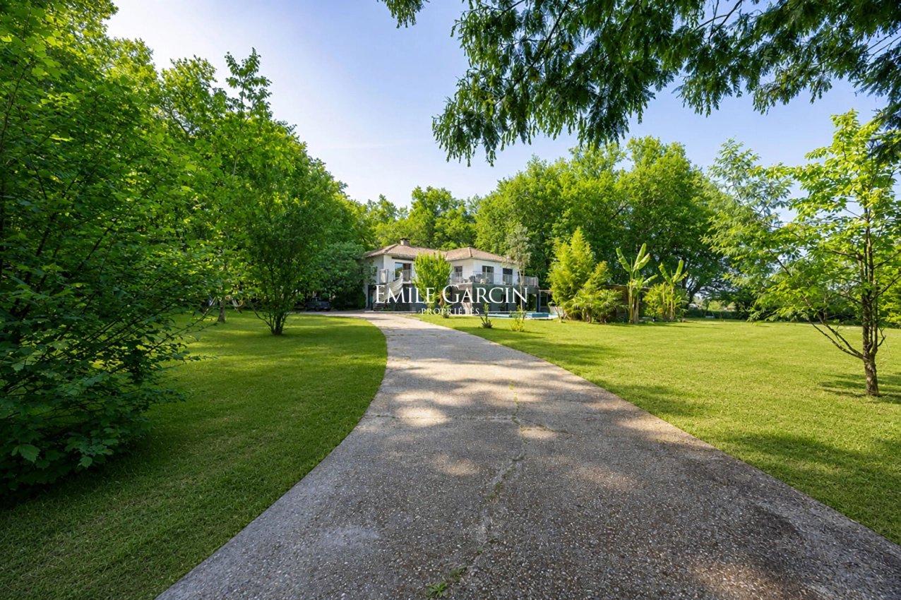 Maison à vendre, 220m², Latresne