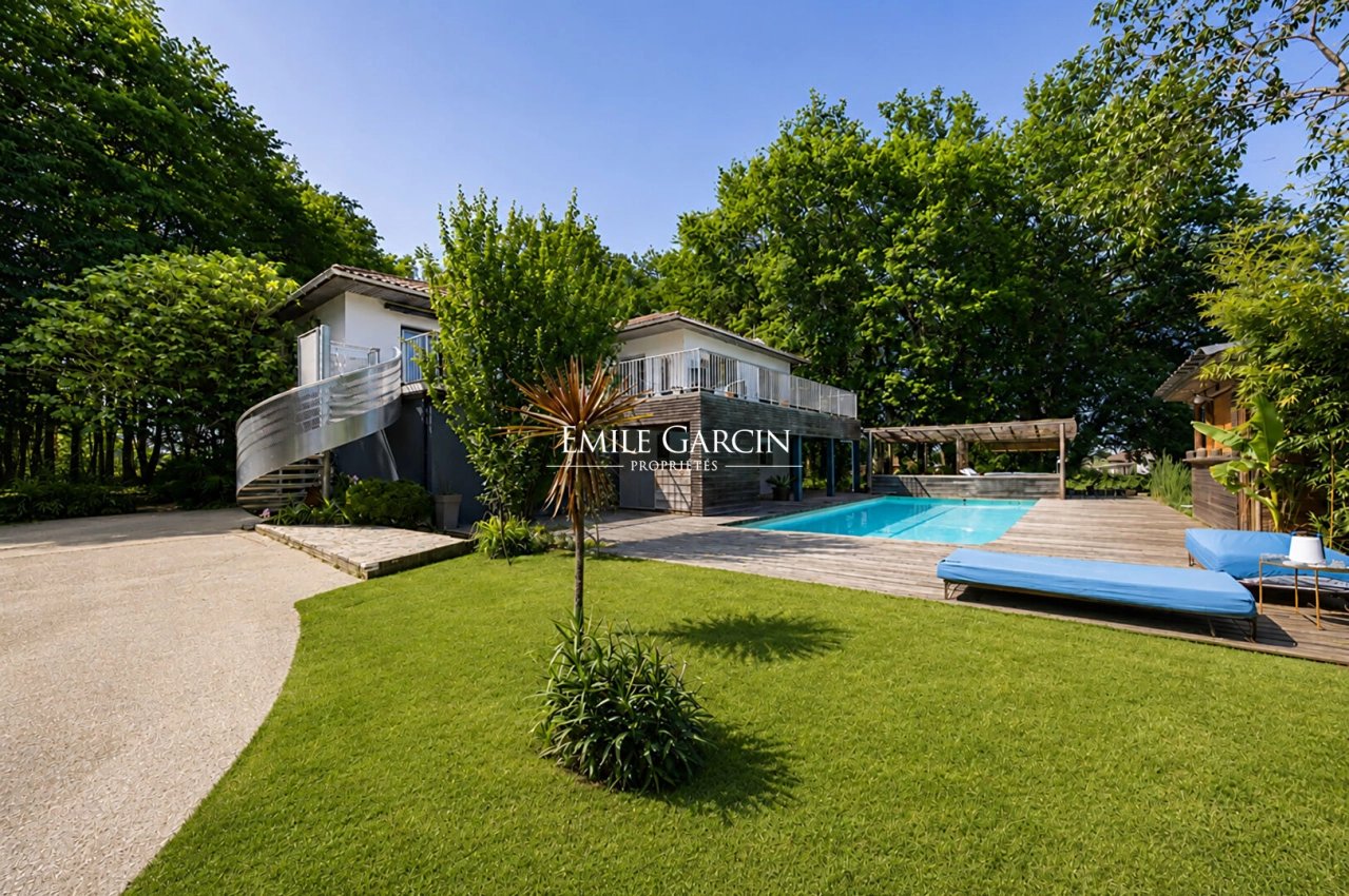 Maison à vendre, 220m², Latresne