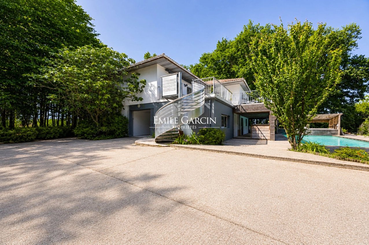 Maison à vendre, 220m², Latresne