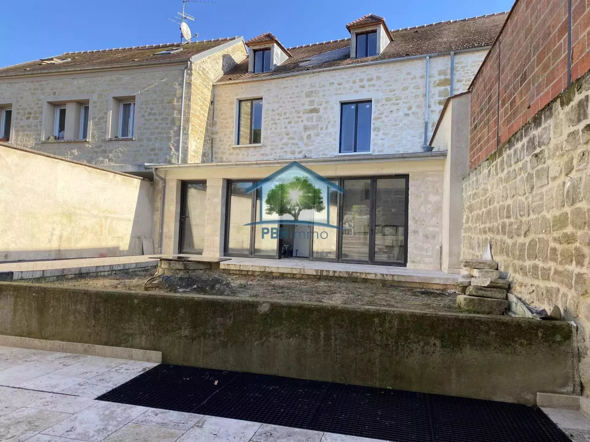 Maison à vendre, 316m², Neuville-sur-Oise