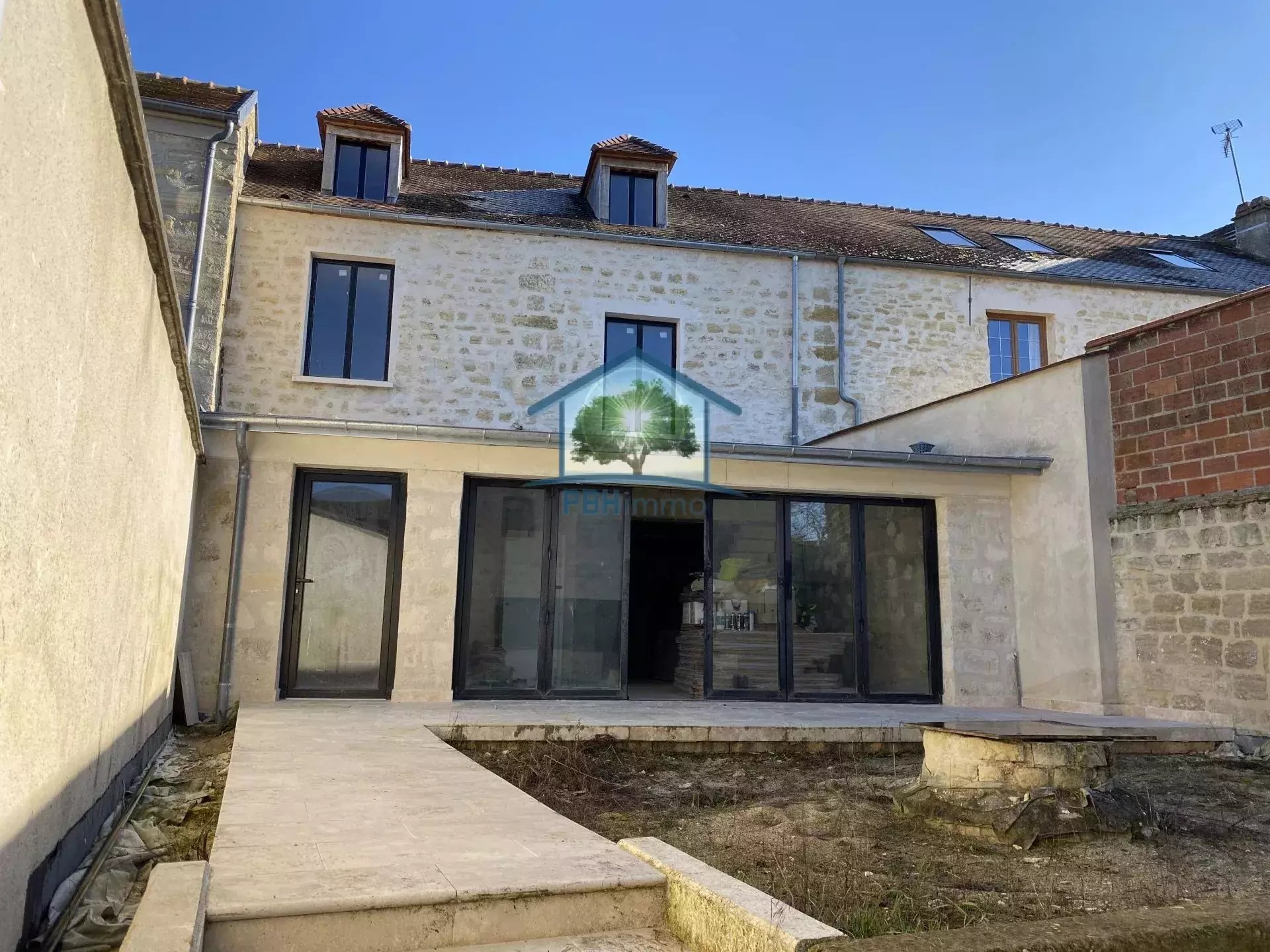 Maison à vendre, 316m², Neuville-sur-Oise