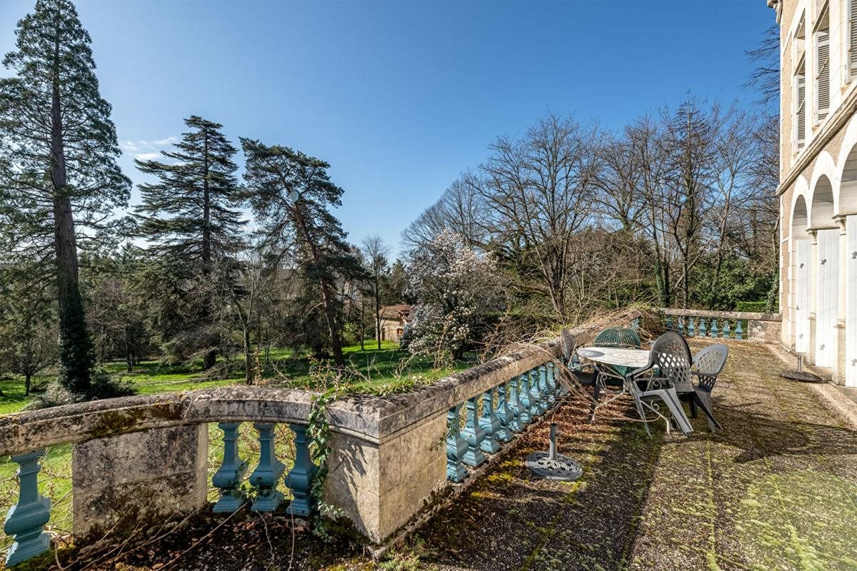 Maison à vendre, 417m², Chancelade