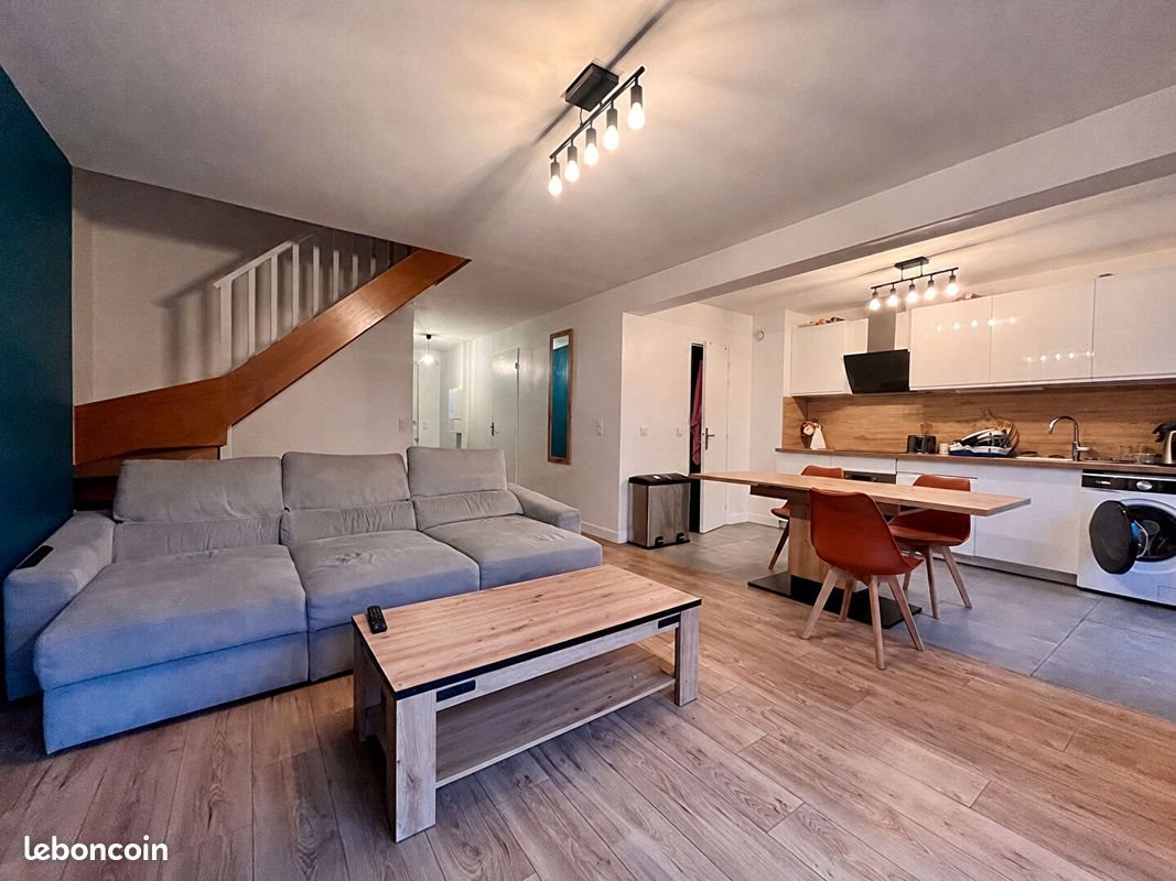 Maison à louer, 102m², Poitiers