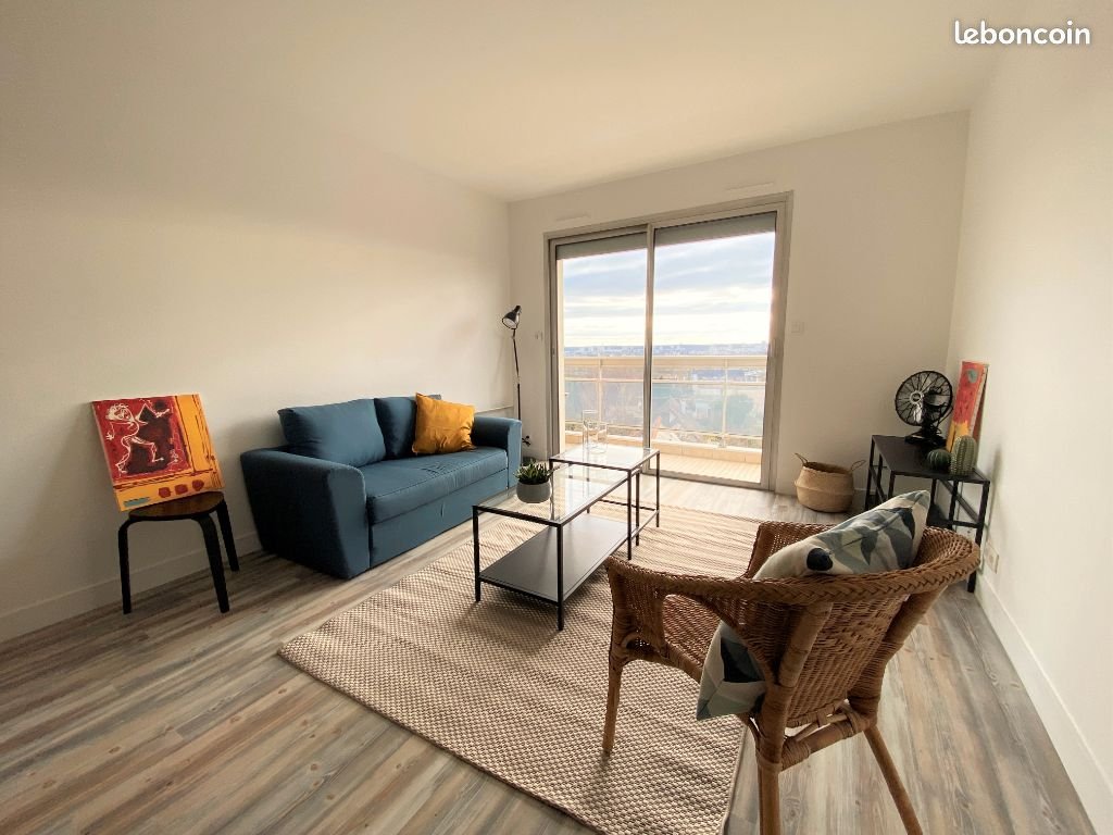 Appartement à louer, 45m², Tours