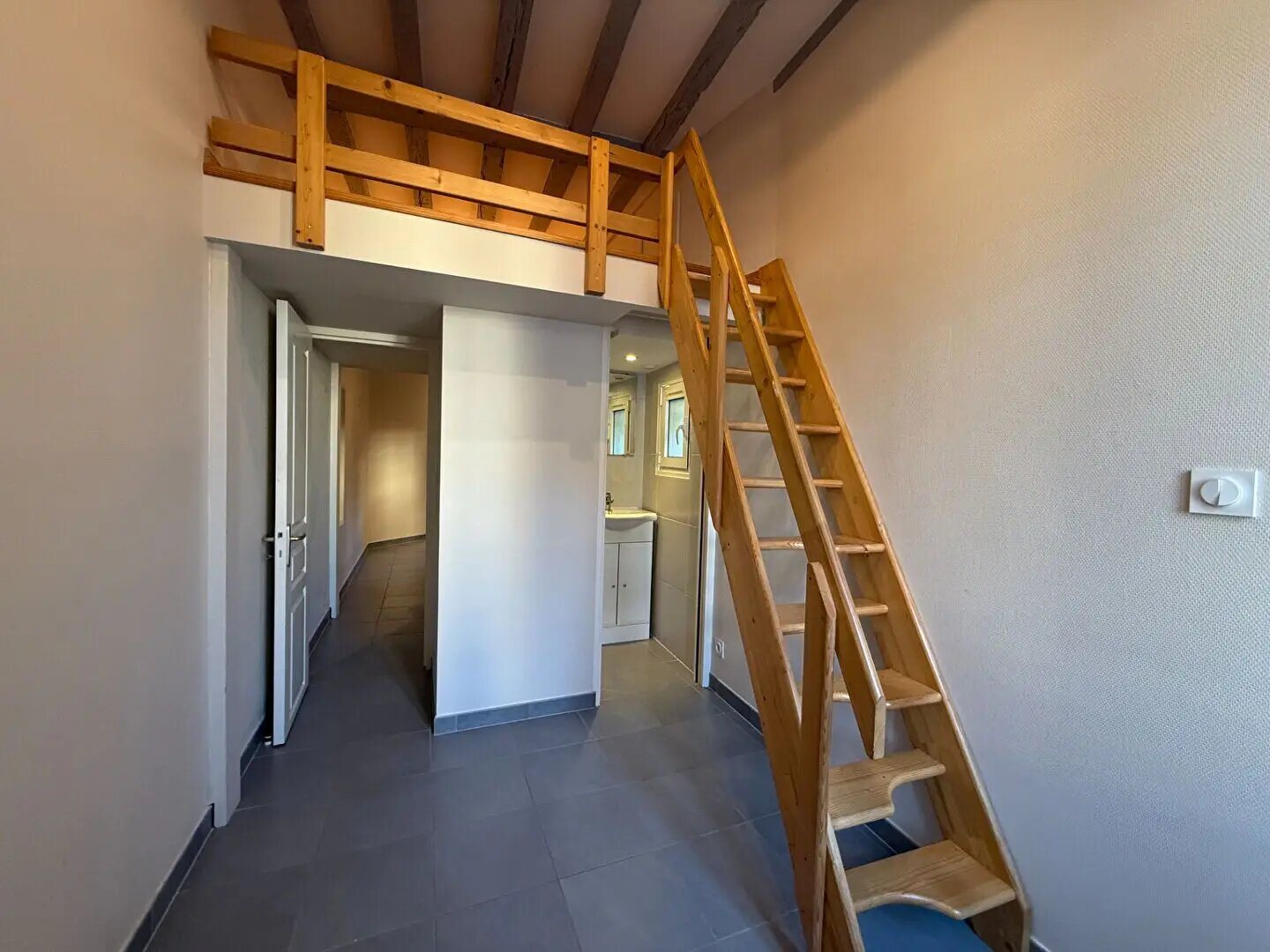 Appartement à louer, 22m², Tours