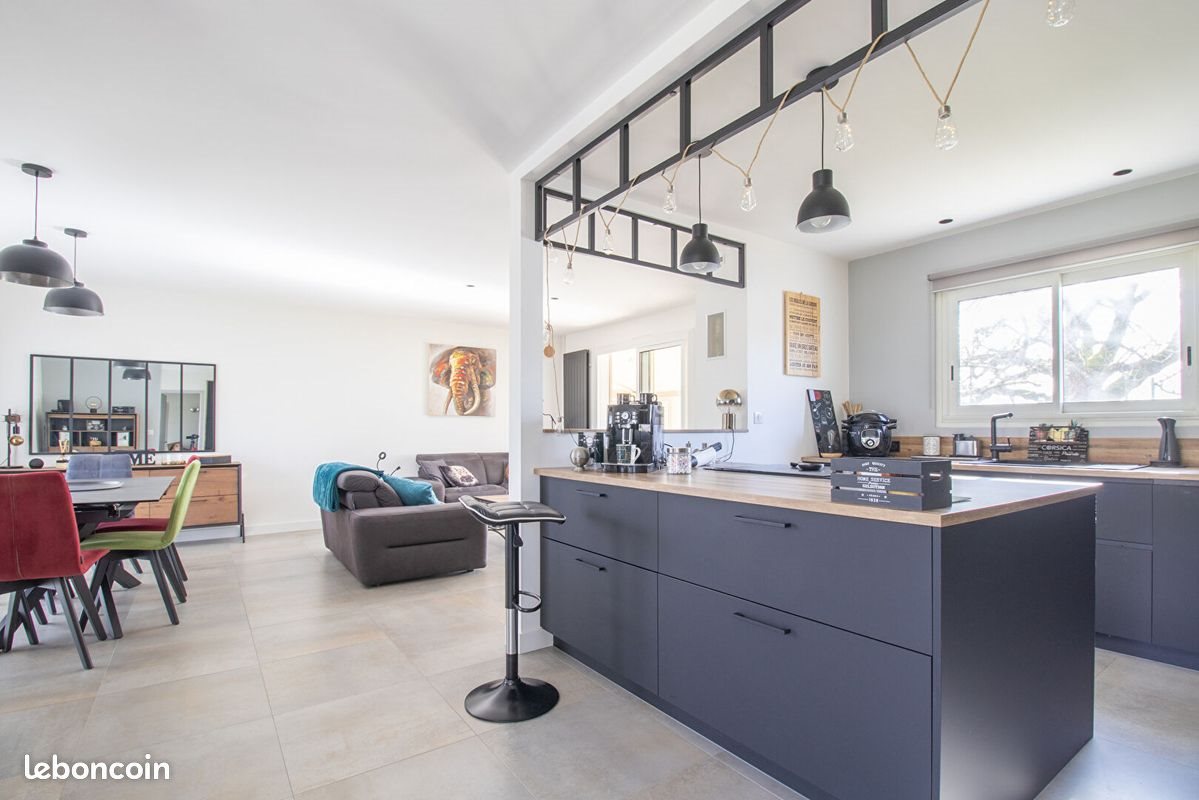 Maison à vendre, 196m², Saint-Sylvain-d'Anjou
